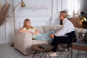 Помощь при алкогольной зависимости: реабилитация после детокса как путь к трезвости